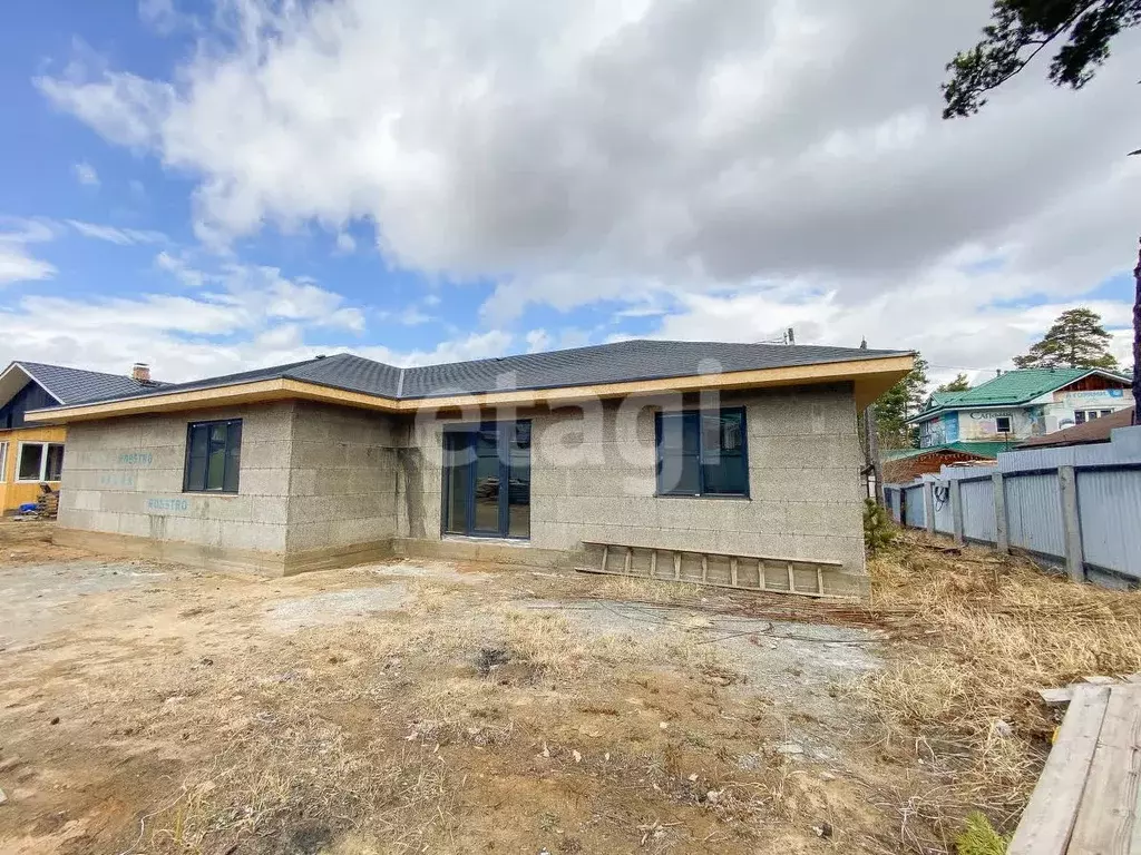 Дом в Бурятия, Улан-Удэ проезд Комсомольский, 32 (175 м) - Фото 1