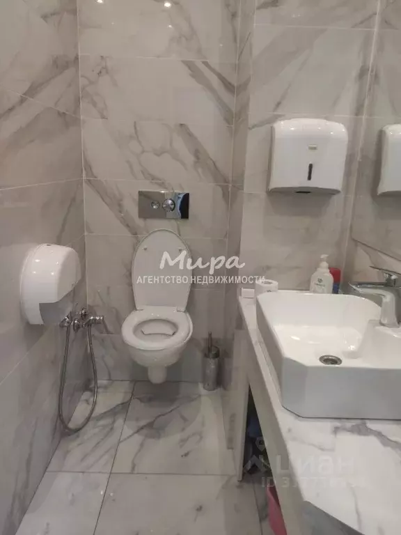 Офис в Московская область, Люберцы Комсомольская ул., 15а (10 м) - Фото 1