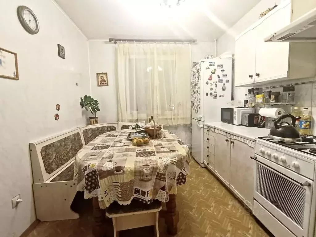 3-к кв. Смоленская область, Вязьма пер. Нахимова, 1 (67.6 м) - Фото 1