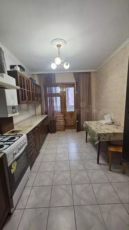 2-к. квартира, 74 м, 4/6 эт. - Фото 1