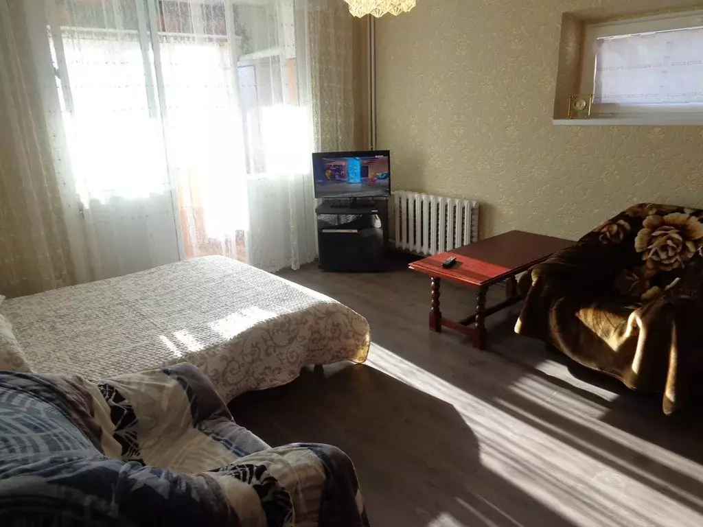 2-к кв. Краснодарский край, Сочи Донская мкр, ул. Чехова, 33 (68.0 м) - Фото 1