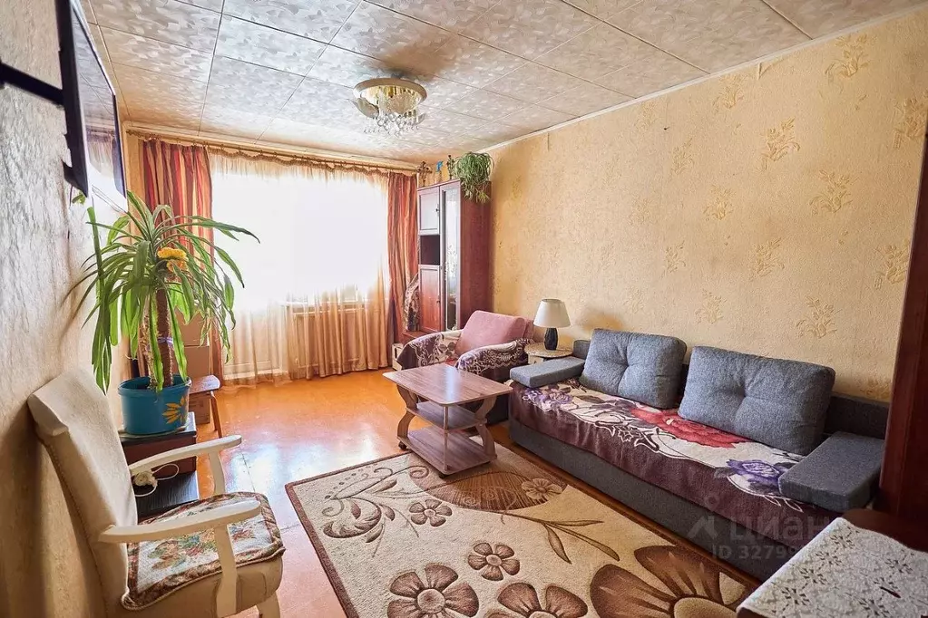 2-к кв. Татарстан, Казань ул. Братьев Касимовых, 84 (42.9 м) - Фото 2