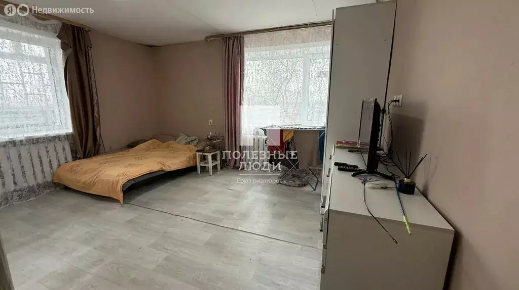 1-комнатная квартира: село Тамбовка, Первомайская улица, 7 (42.2 м) - Фото 1