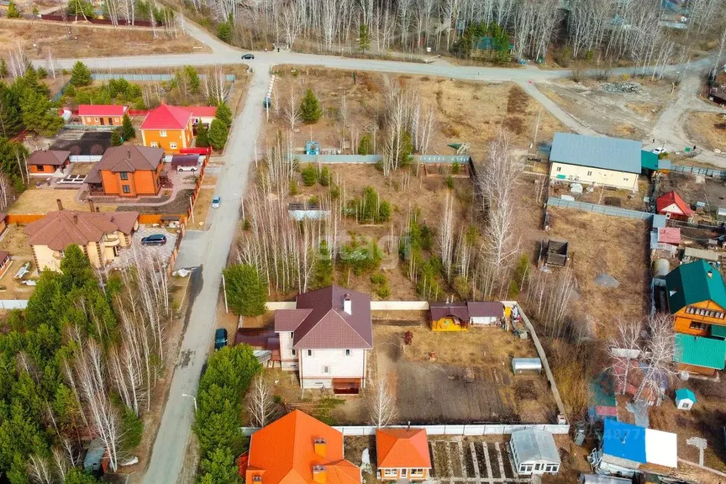 Участок в Тюменская область, Тюмень Три Сосны мкр, ул. Малиновая (14.5 ... - Фото 1