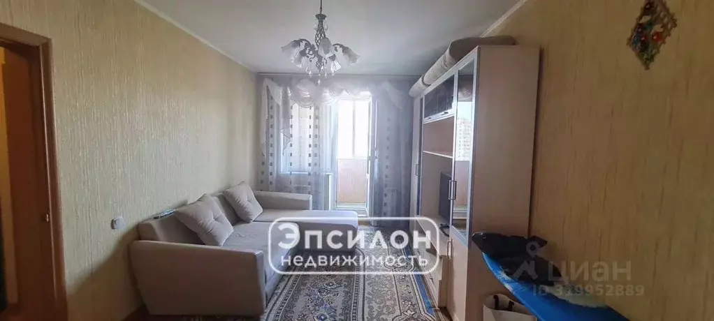1-к кв. Курская область, Курск просп. Вячеслава Клыкова, 73 (35.8 м) - Фото 1
