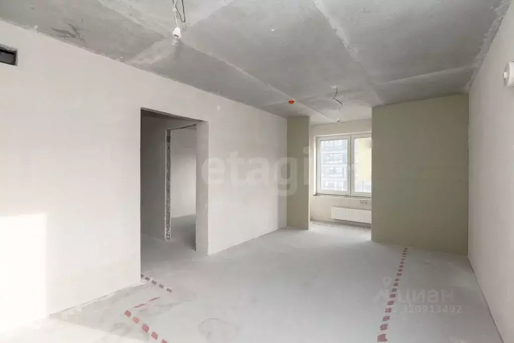 2-к кв. Тюменская область, Тюмень ул. 50 лет Октября, 57В (67.0 м) - Фото 1