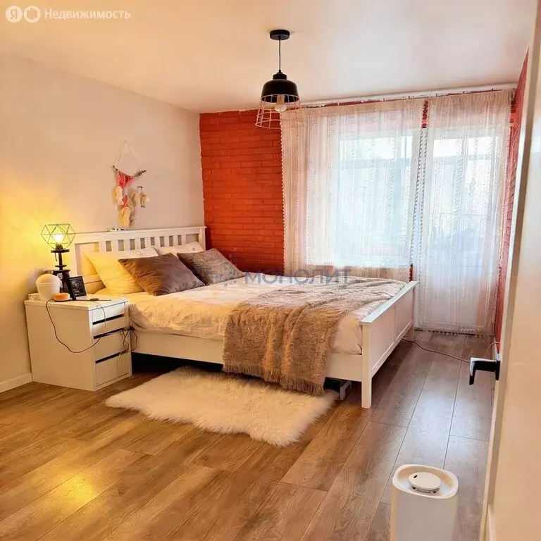 2-комнатная квартира: Нижний Новгород, улица Александра Хохлова, 1 (53 ... - Фото 1