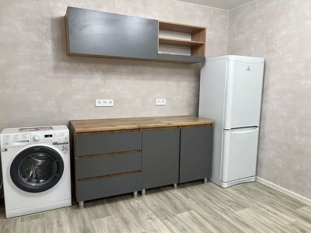 Комната Владимирская область, Владимир Тракторная ул., 1а - Фото 1