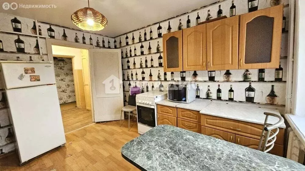 3-комнатная квартира: Волгоград, посёлок Ангарский, Бурейская улица, ... - Фото 1