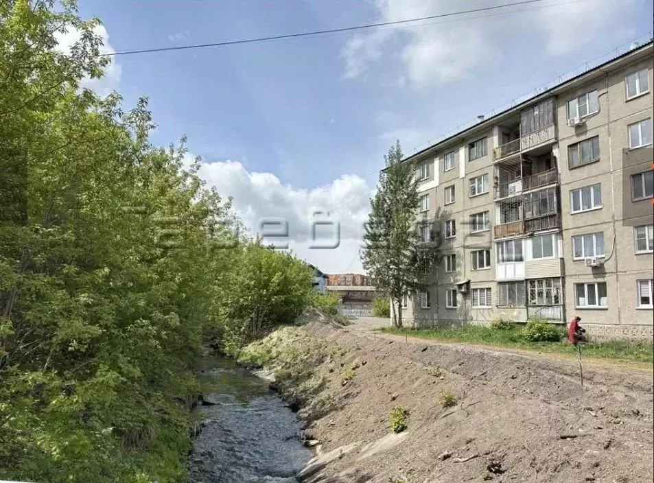3-к кв. Красноярский край, Красноярск Камская ул., 5 (60.0 м) - Фото 0