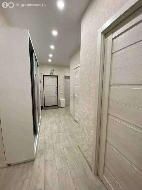 3-комнатная квартира: Тверь, улица Левитана, 58к6 (68.1 м) - Фото 1