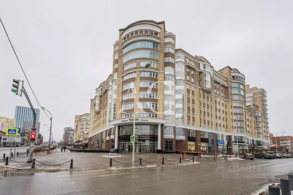 3-к кв. Свердловская область, Екатеринбург ул. Хохрякова, 48 (105.3 м) - Фото 1