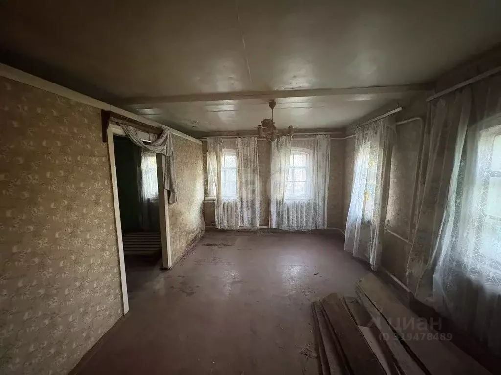 Дом в Белгородская область, Корочанский район, Алексеевское с/пос, с. ... - Фото 1