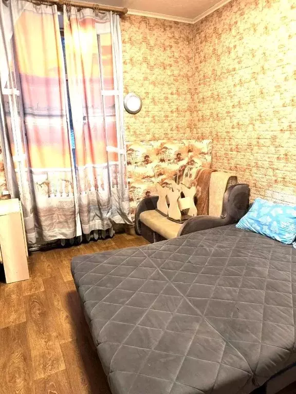 Комната 20 м в 3-к., 1/5 эт. - Фото 1