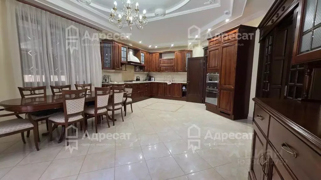 Дом в Волгоградская область, Волгоград ул. Теплова (732 м) - Фото 2