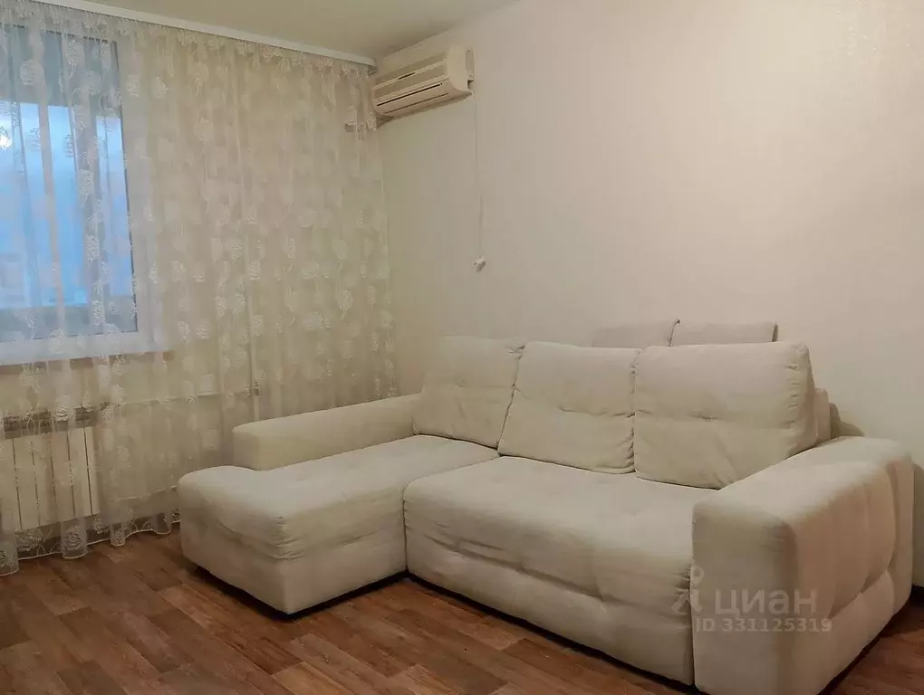 1-к кв. Оренбургская область, Оренбург Салмышская ул., 70 (38.0 м) - Фото 1