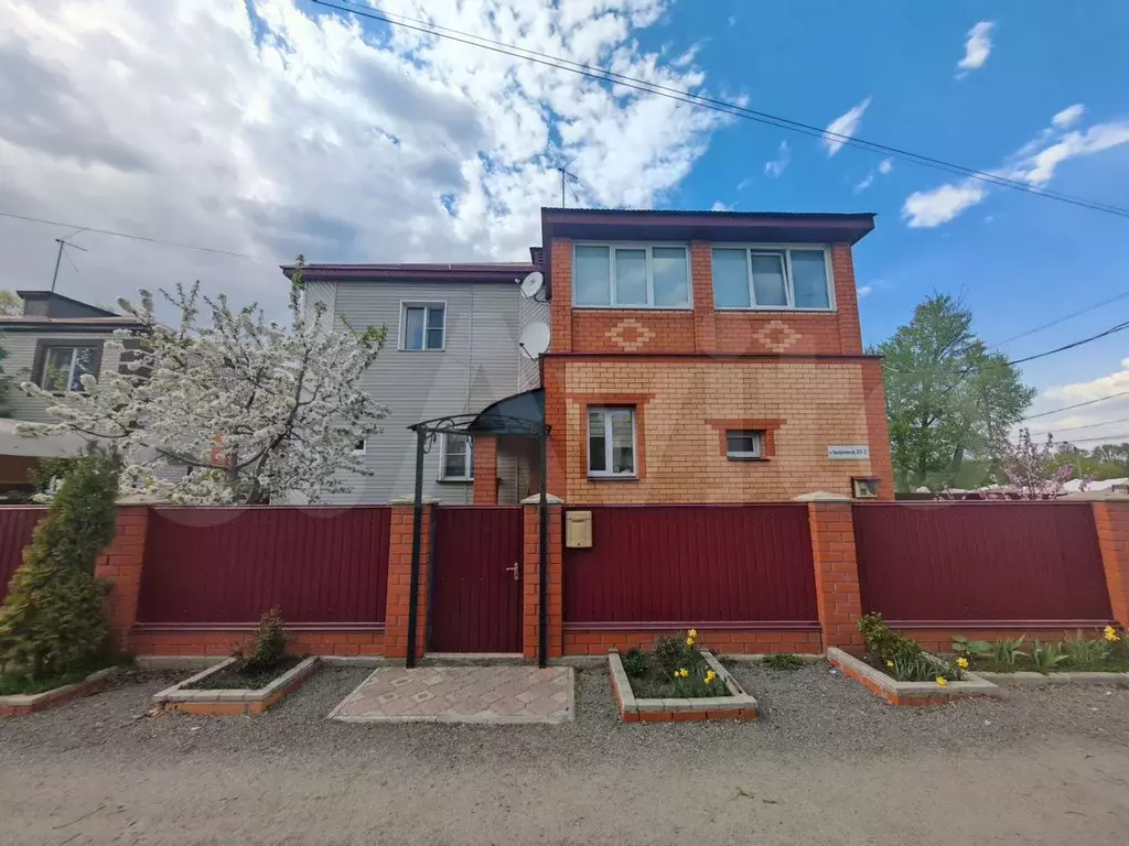 Дом 250 м на участке 8 сот. - Фото 0