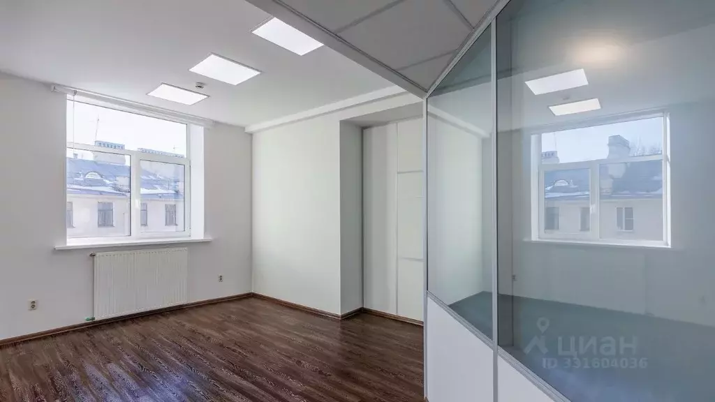 Офис в Санкт-Петербург ул. Чапаева, 15 (46 м) - Фото 2