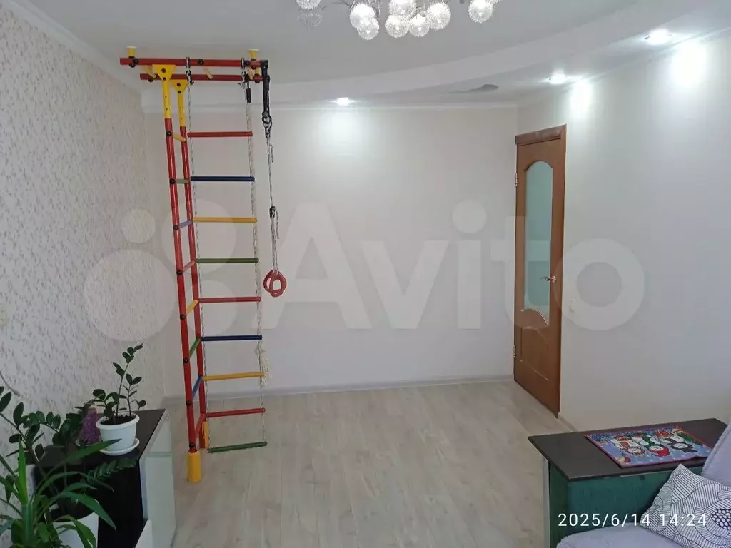 2-к. квартира, 55 м, 4/5 эт. - Фото 1