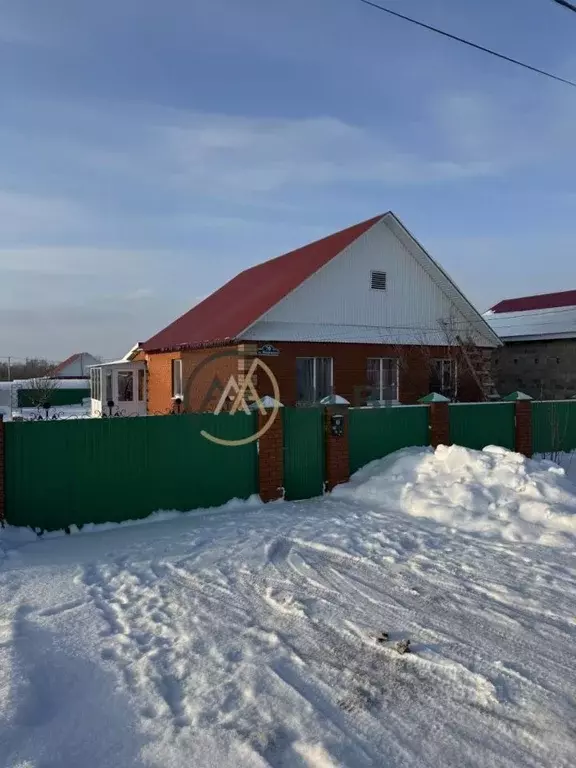 Дом в Башкортостан, Уфимский район, Русско-Юрмашский сельсовет, д. ... - Фото 0