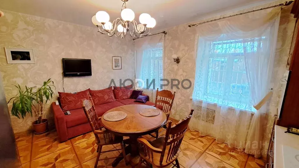 3-к кв. Кировская область, Киров ул. Успенская, 14А (100.0 м) - Фото 2