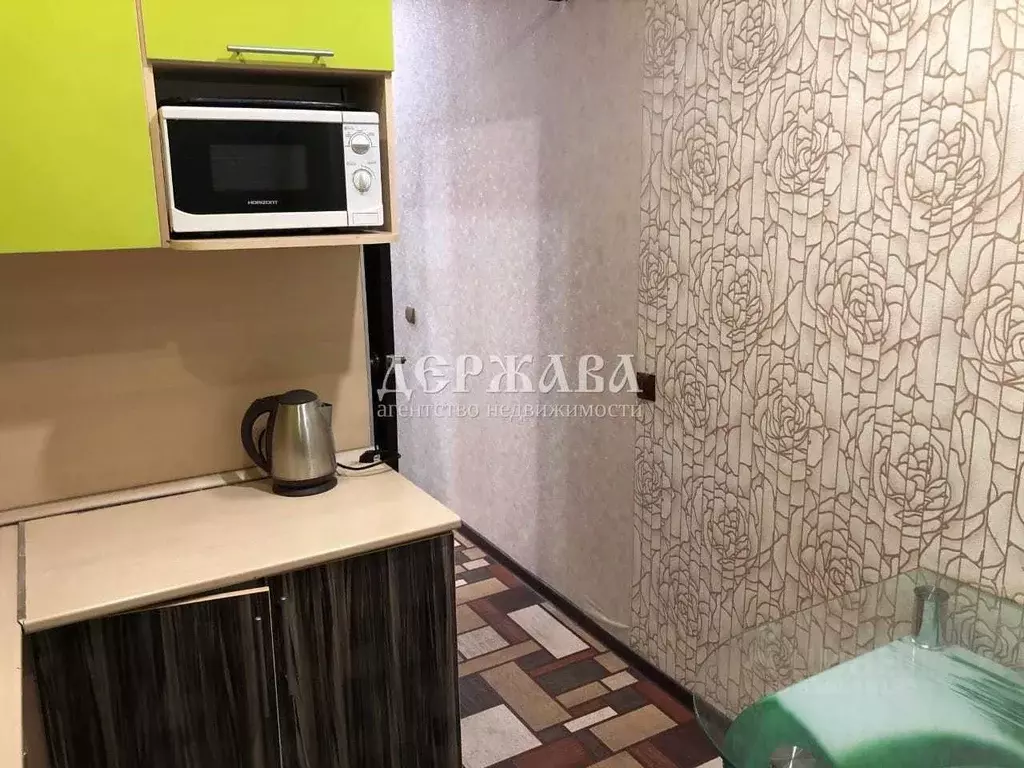 3-к кв. Белгородская область, Старый Оскол Рудничный мкр, 4 (63.0 м) - Фото 0
