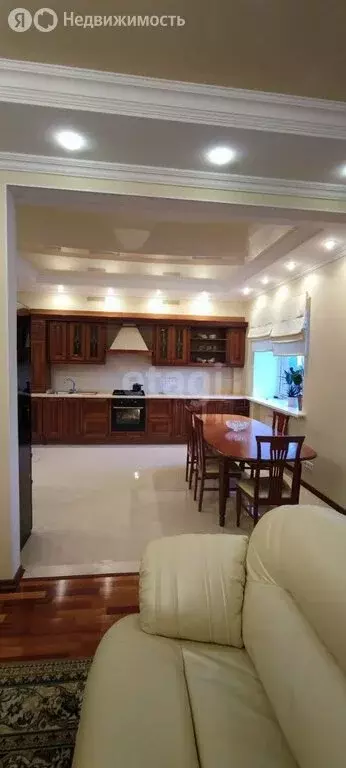 3-комнатная квартира: Воронеж, улица Пятницкого, 45 (130 м) - Фото 1