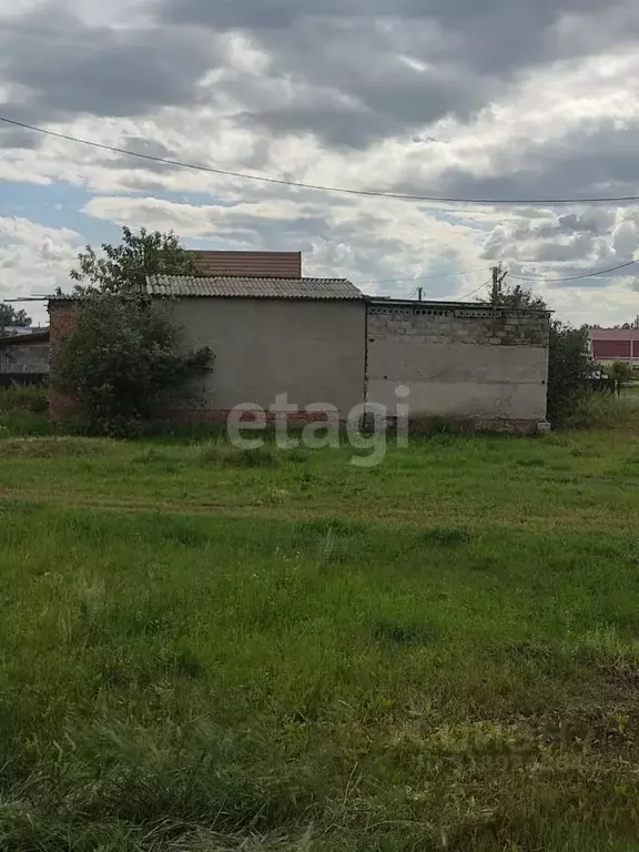 Дом в Омская область, Омский район, пос. Магистральный ул. Строителей ... - Фото 0