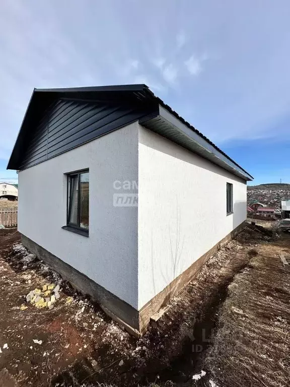 Дом в Башкортостан, Октябрьский ул. Рашита Нигмати (100 м) - Фото 1