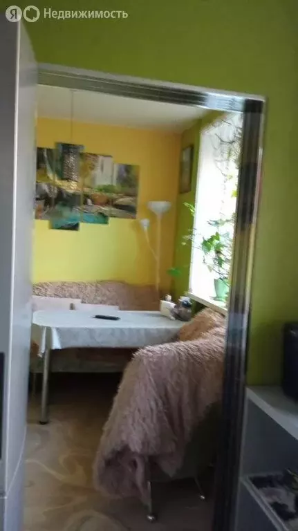 3-комнатная квартира: Северск, улица Кирова, 8 (49.5 м) - Фото 1