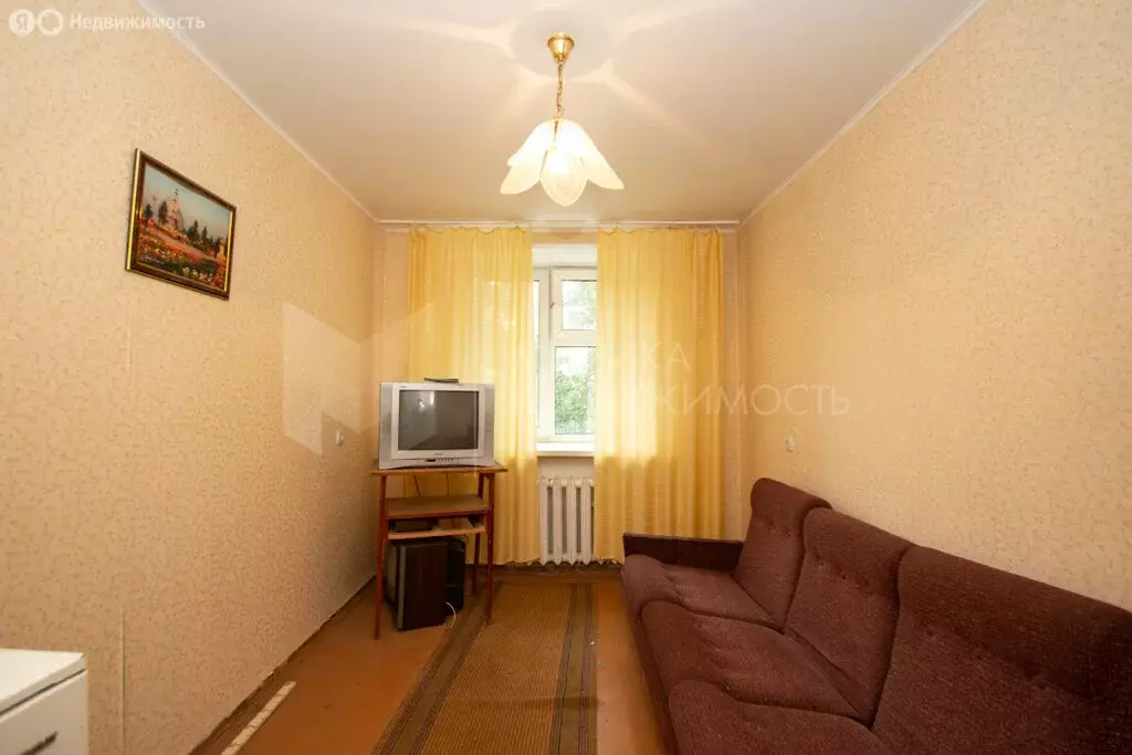 3-комнатная квартира: Тюмень, Парковая улица, 2А (53 м) - Фото 1