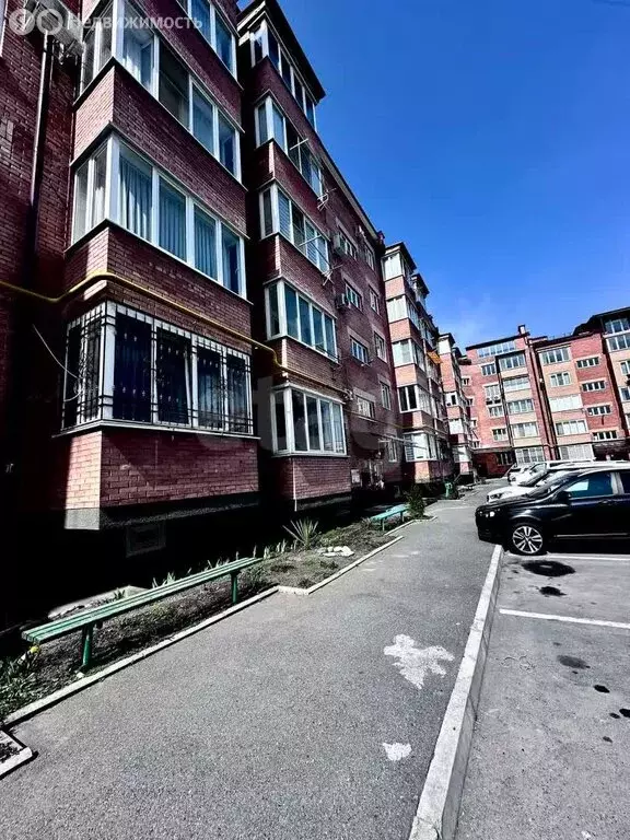 3-комнатная квартира: Владикавказ, улица Коблова, 1к3 (104 м) - Фото 2