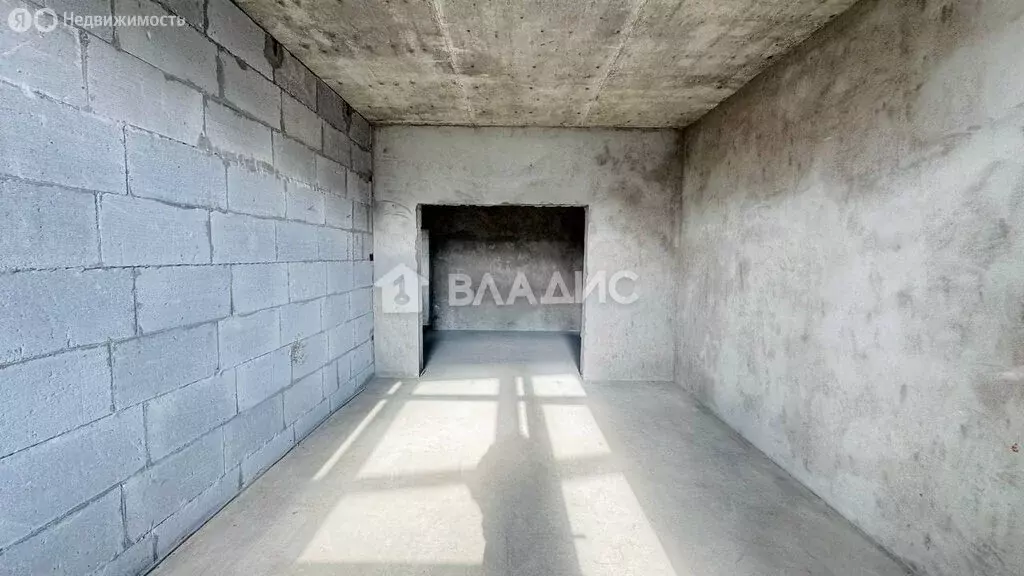 2-комнатная квартира: Южно-Сахалинск, Ветеранская улица, 16к9 (76 м) - Фото 2