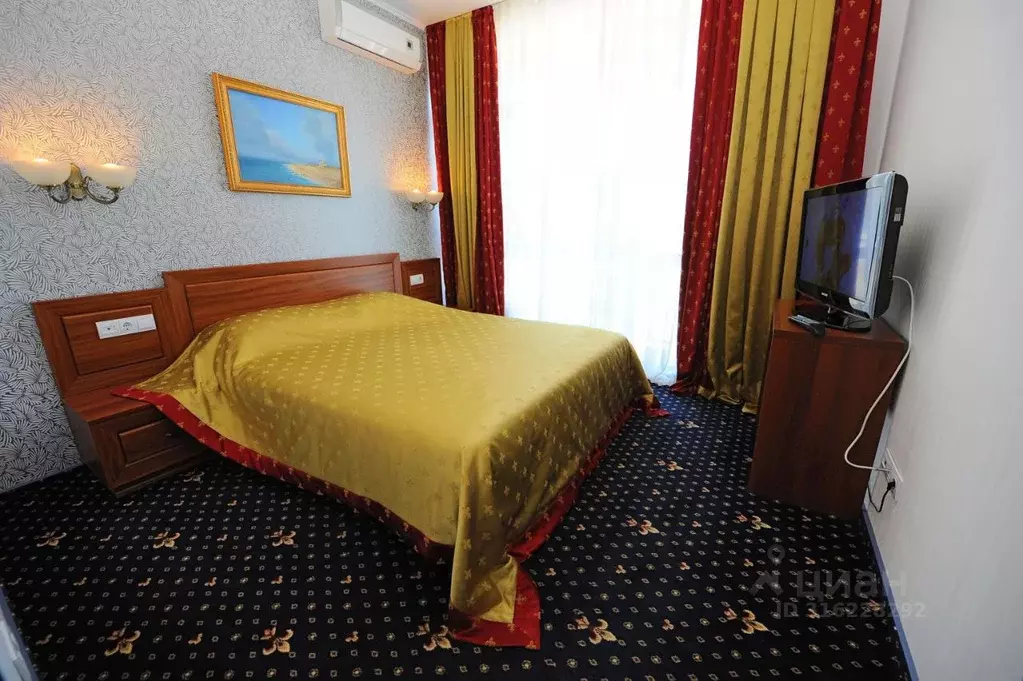 Комната Севастополь ул. Ефремова, 38 (30.0 м) - Фото 0