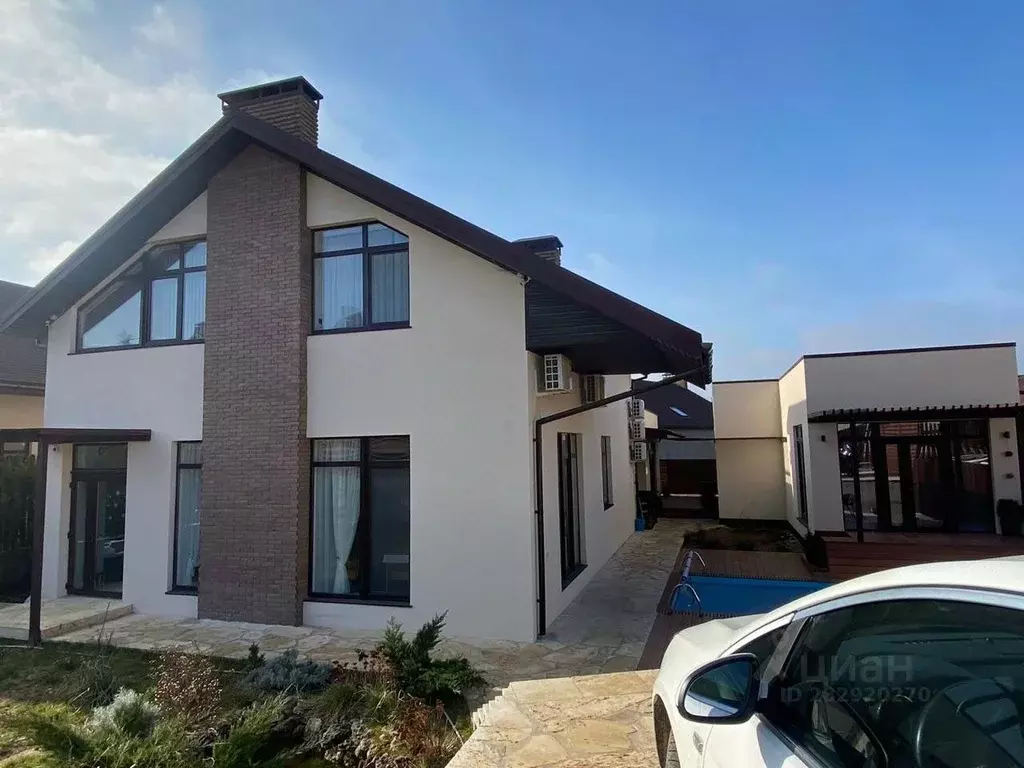 Коттедж в Севастополь ул. Лесхозная, 39 (170 м) - Фото 1