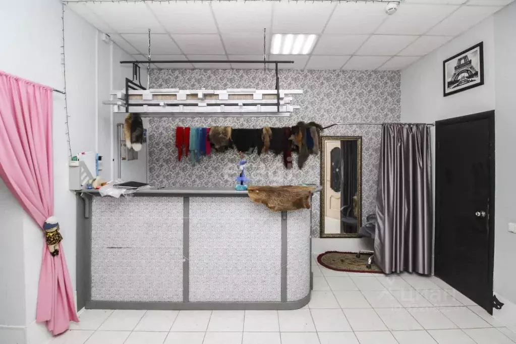 Помещение свободного назначения в Тюменская область, Тюмень Смоленская ... - Фото 1