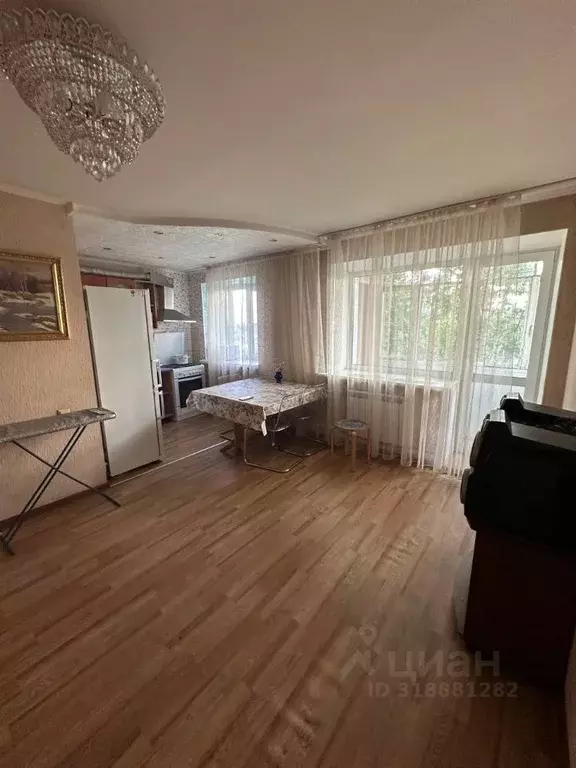 2-к кв. Омская область, Омск ул. 16-й Военный городок, 381 (45.0 м) - Фото 0