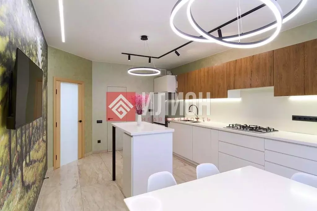 Дом в Севастополь ул. Героев Бреста, 98А (535 м) - Фото 2