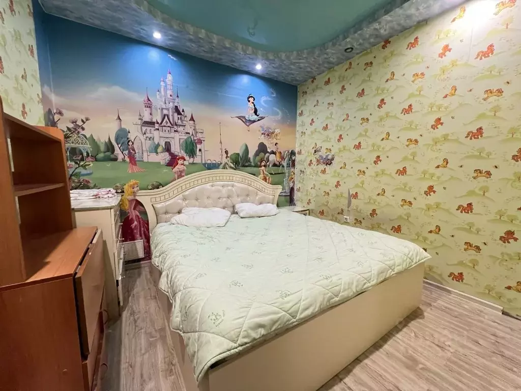 1-к кв. Ямало-Ненецкий АО, Новый Уренгой Сибирская ул., 85 (40.1 м) - Фото 1