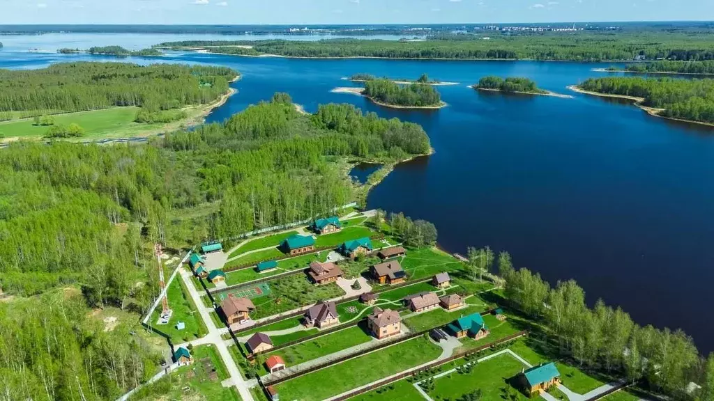 Дом в Тверская область, Конаковский муниципальный округ, д. Коровино ... - Фото 1
