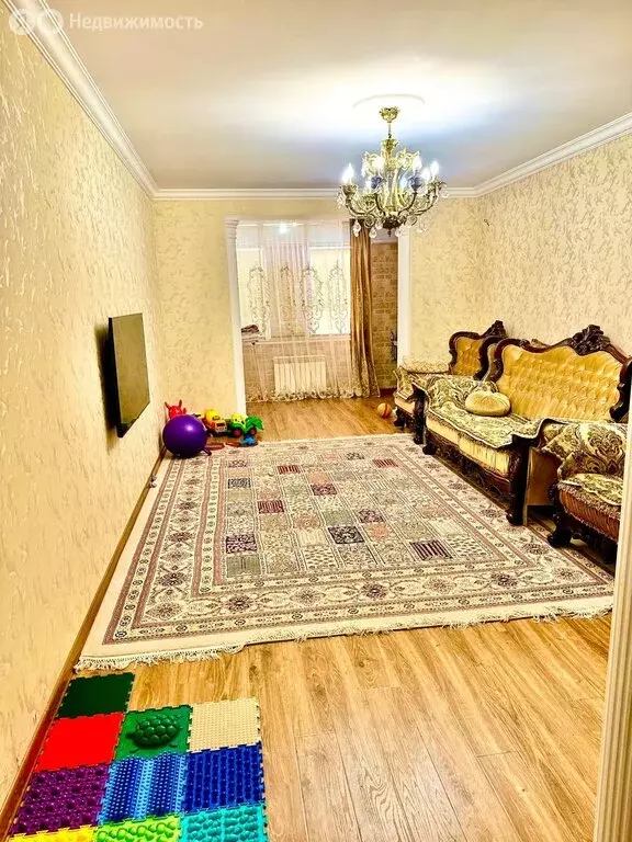 2-комнатная квартира: Махачкала, 2-й Гапцахский тупик, 7 (87 м) - Фото 1
