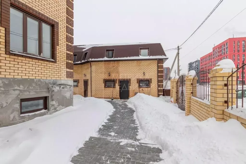 Коттедж в Тюменская область, Тюмень Рощино мкр, ул. Александра ... - Фото 1