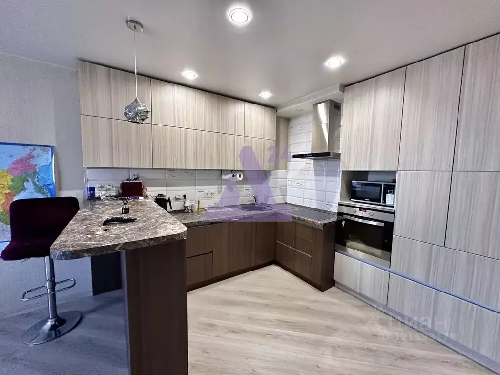 2-к кв. Алтайский край, Барнаул ул. Никитина, 107 (53.7 м) - Фото 1