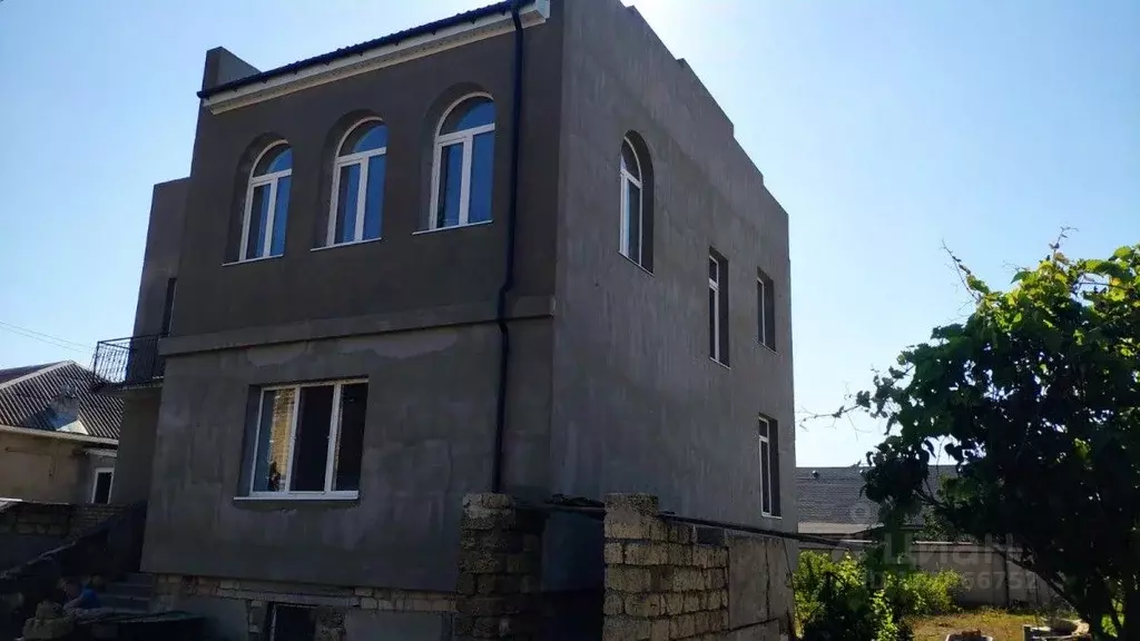 Дом в Крым, Евпатория Спутник-2 мкр, ул. Степная, 72 (230 м) - Фото 1