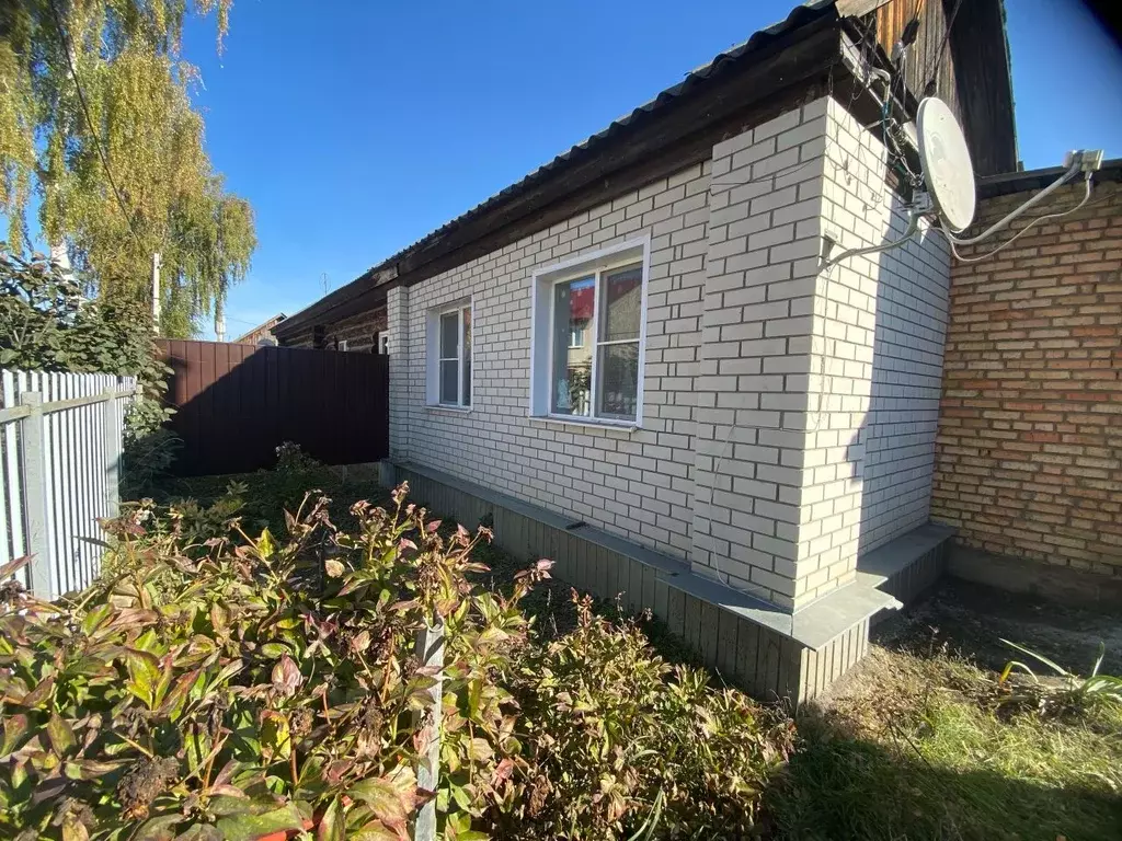 Дом в Пензенская область, Бессоновский район, с. Грабово Заводская ... - Фото 1