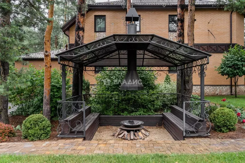 Дом в Ленинградская область, Всеволожск Колтушское ш., 274/5 (300 м) - Фото 1