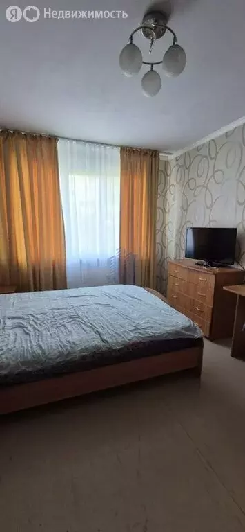3-комнатная квартира: Чебоксары, улица Кадыкова, 21 (65.5 м) - Фото 1