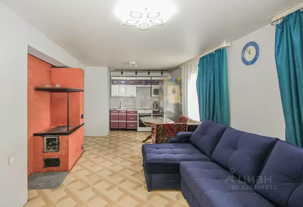 Дом в Бурятия, Иволгинский район, Сотниковское с/пос, с. Сотниково ул. ... - Фото 1