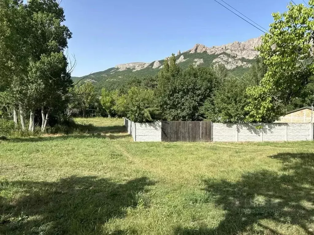 Участок в Крым, Феодосия муниципальный округ, с. Краснокаменка ул. ... - Фото 1