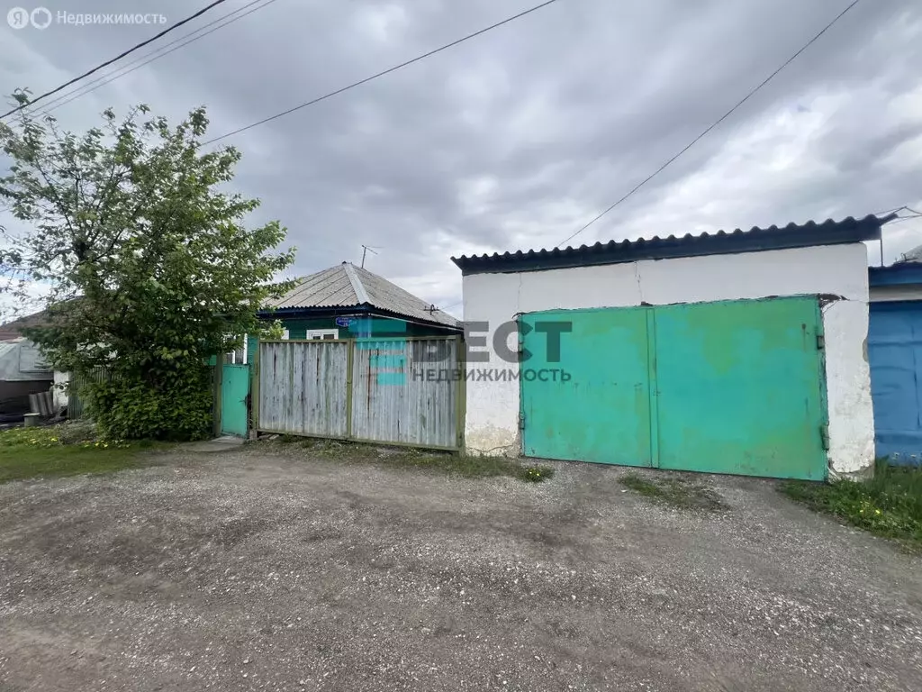 Дом в Ленинск-Кузнецкий, улица Врубеля, 25 (57 м) - Фото 1